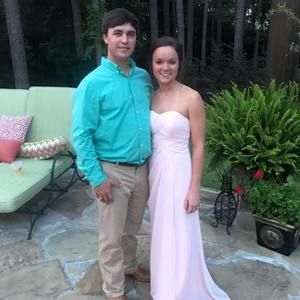 Meet your Posher, Maegan